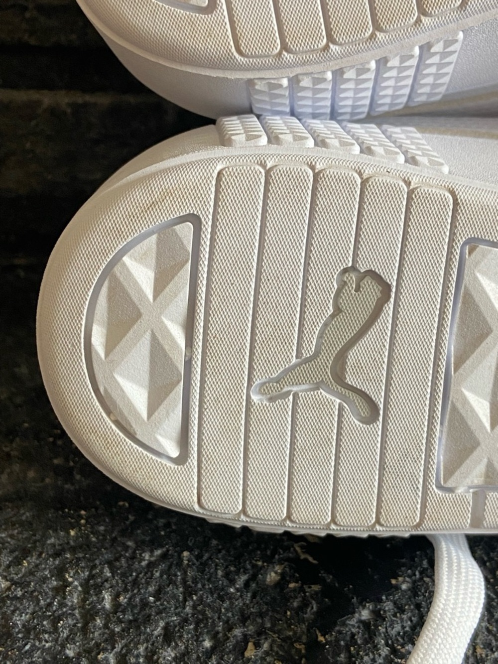 Puma White Platform Lace-Up Sneakers NWS - Picture 11 of 16